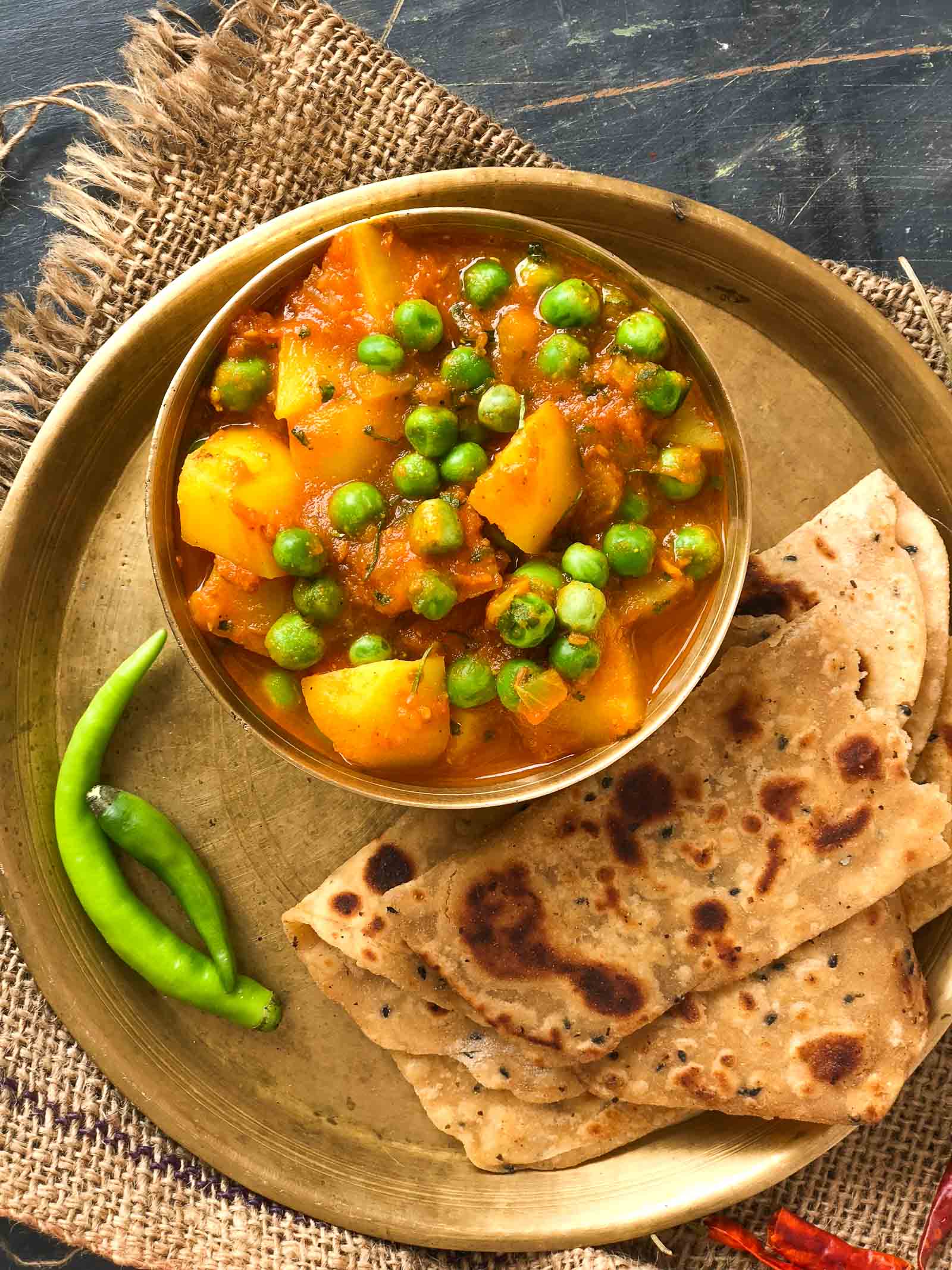 Aloo matar with roti