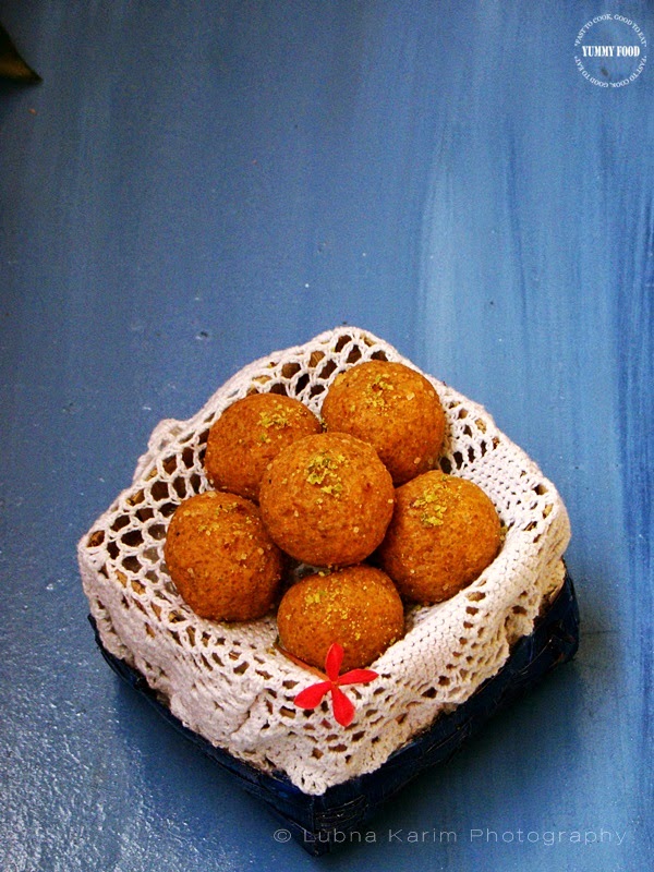 Orange segments with besan ladoo