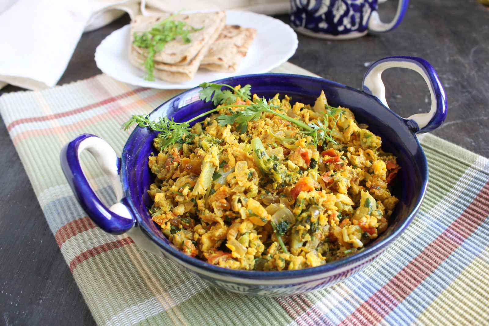 Egg bhurji with buttered toast
