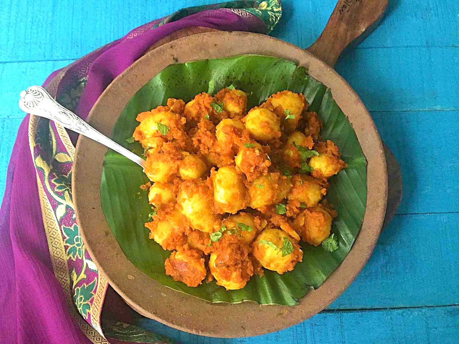 Koraishutir kochuri with aloo dum