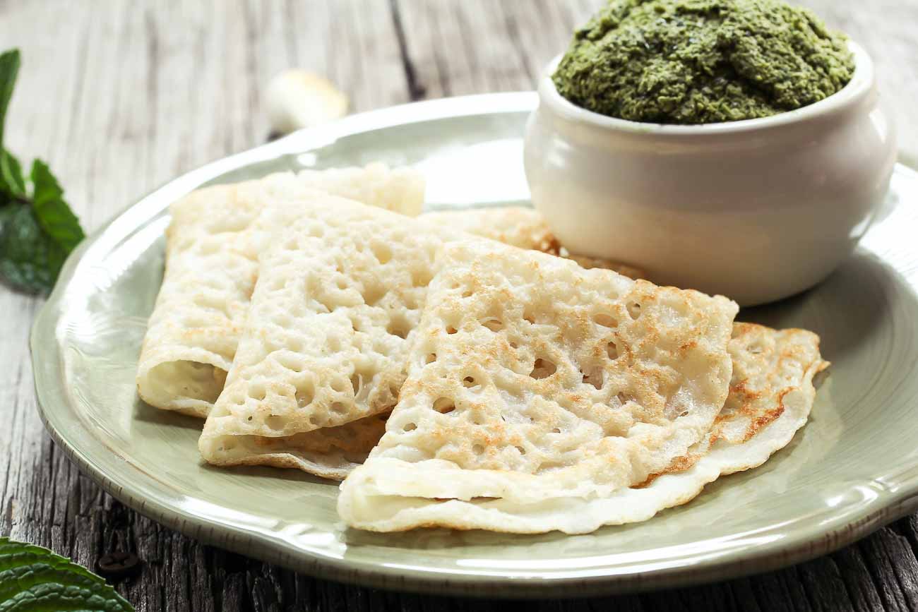Ghavan with coconut chutney