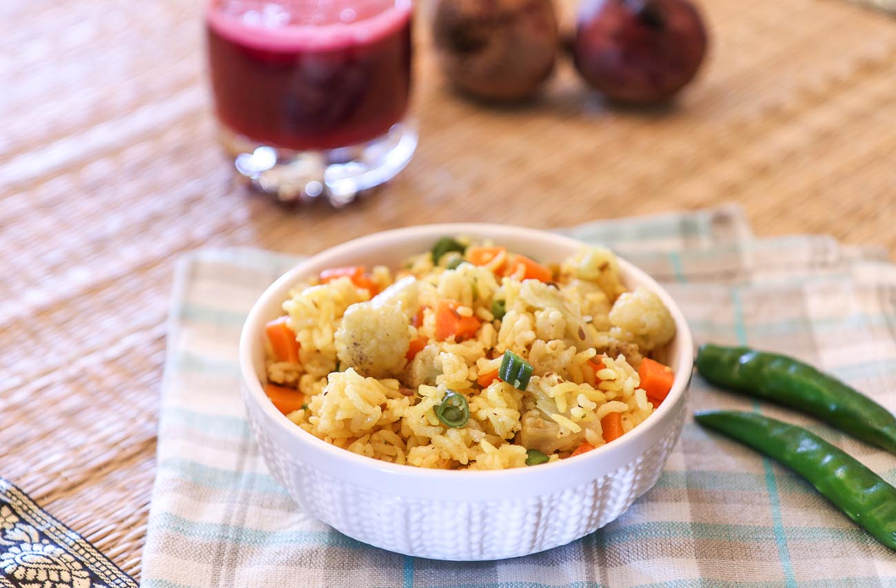 Veg pulao with curd