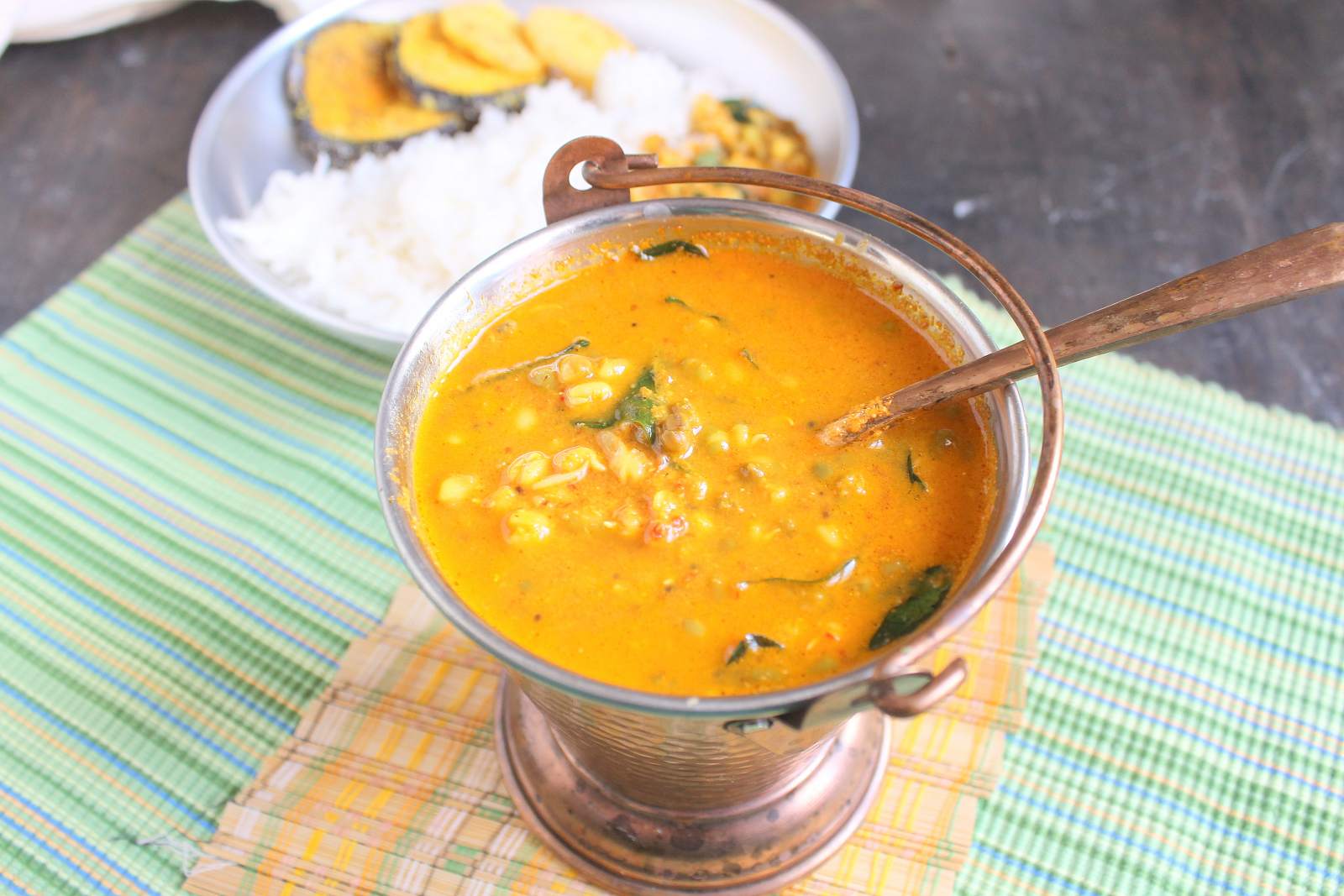 Ghavan with coconut chutney
