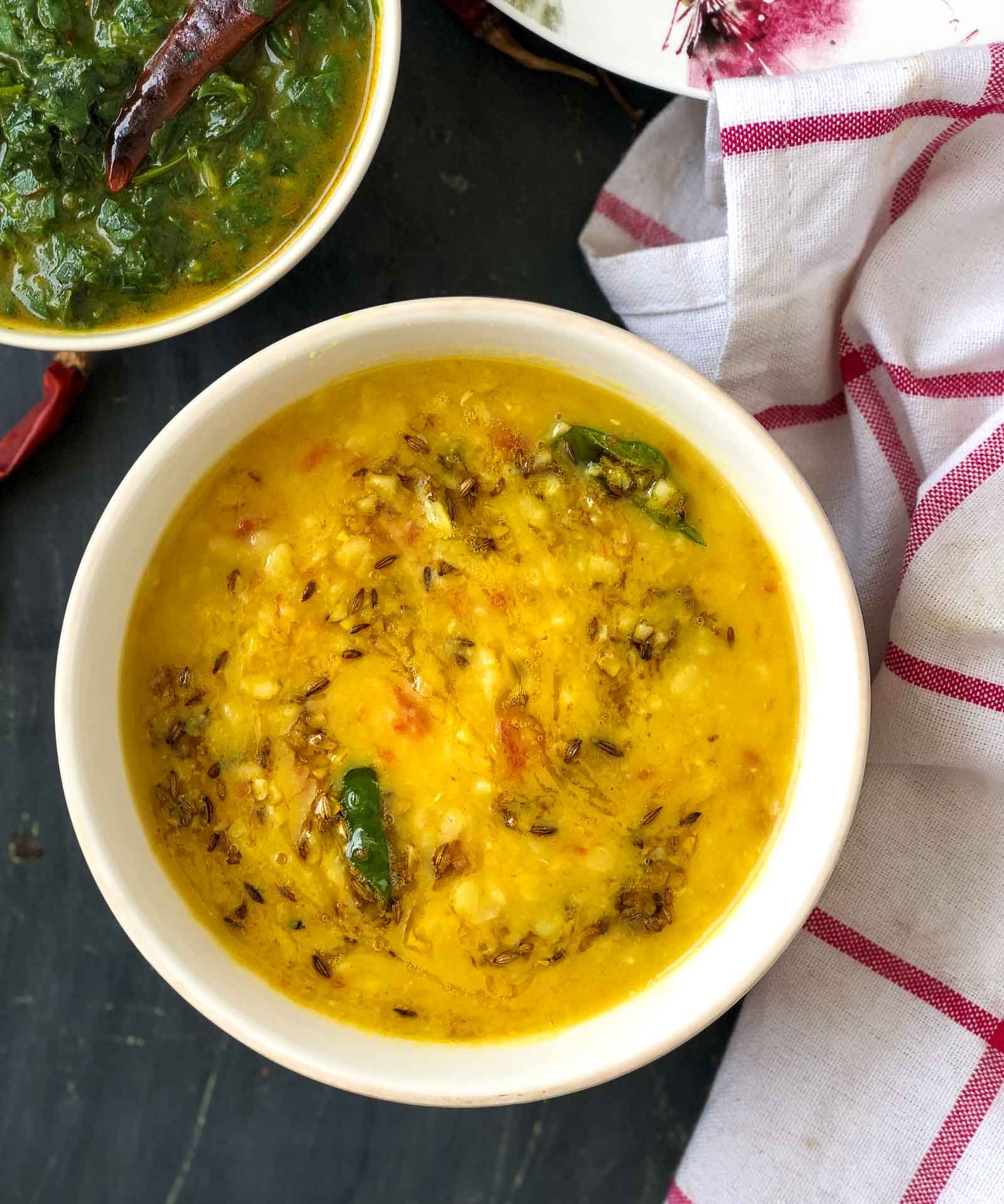 Two phulka with palak paneer and salad