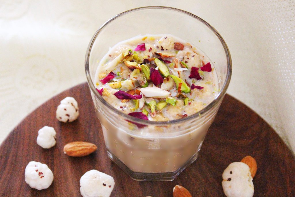 Makhana kheer with fruits