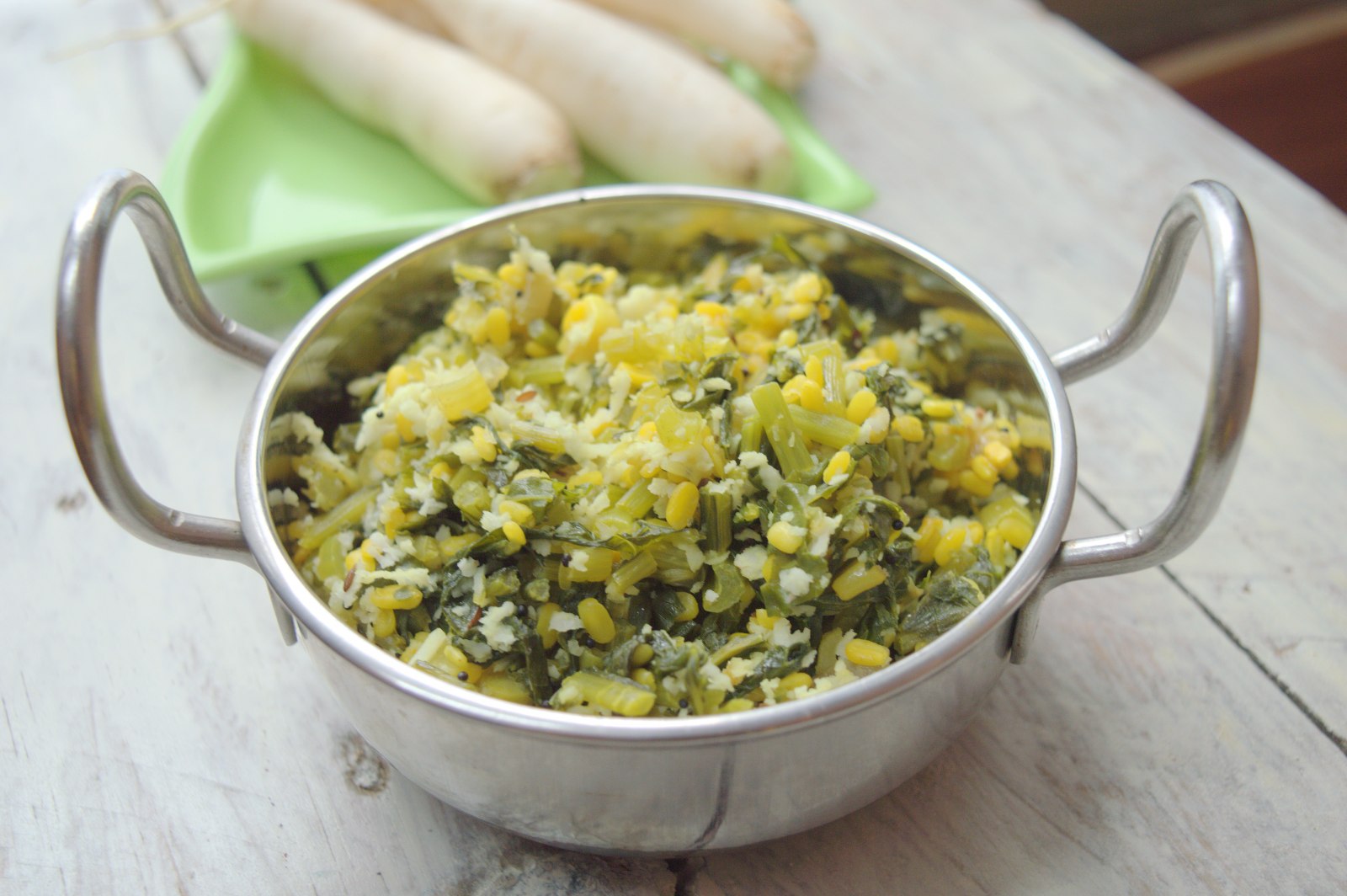Masoor dal with phulka and lauki sabzi