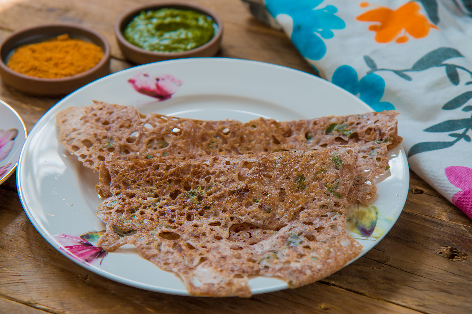 Ragi dosa with coconut chutney