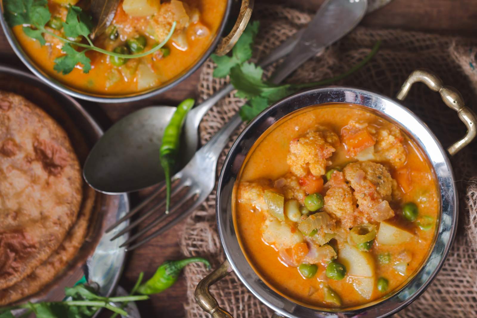 Mixed vegetable kurma with chapati