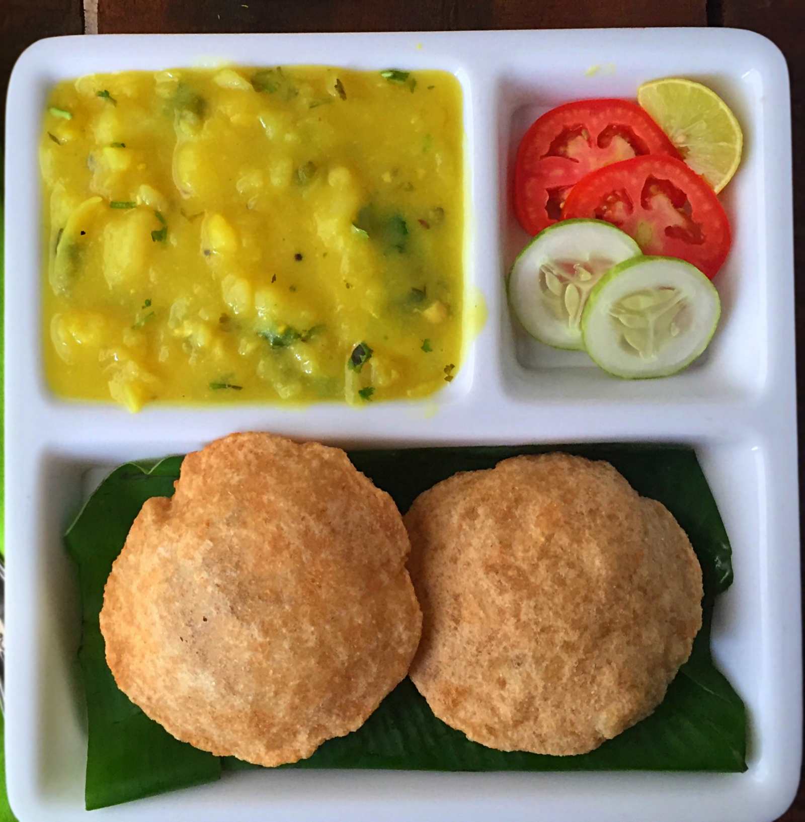 Poori with potato masala