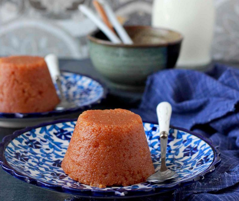 Suji halwa with puri